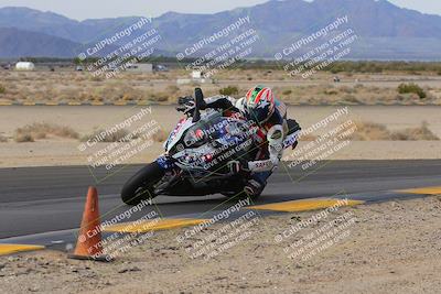 media/Dec-17-2022-SoCal Trackdays (Sat) [[224abd9271]]/Turn 9 Inside (1pm)/